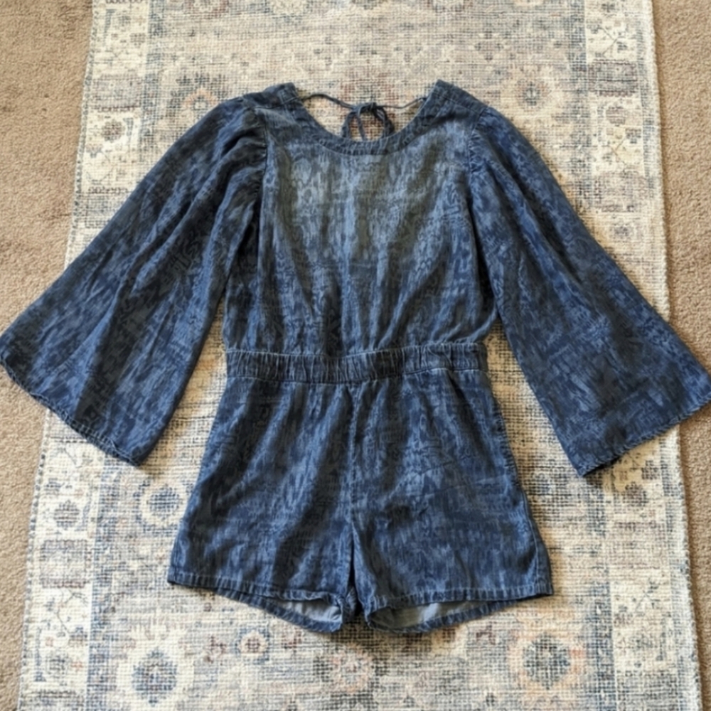 Cloth & Stone Wide Sleeve Romper